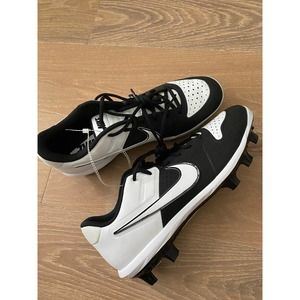 Nike Soccer Shoes Size 12 New Men